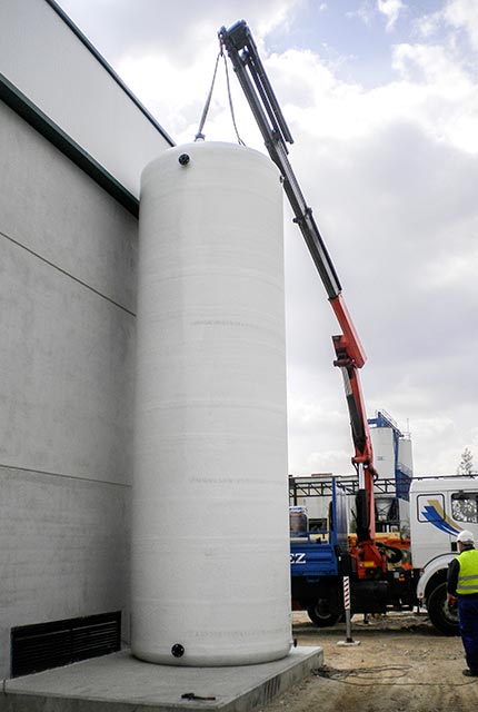 Deposito de Poliester para agua cilindrico vertical 1000 L - Soutelana